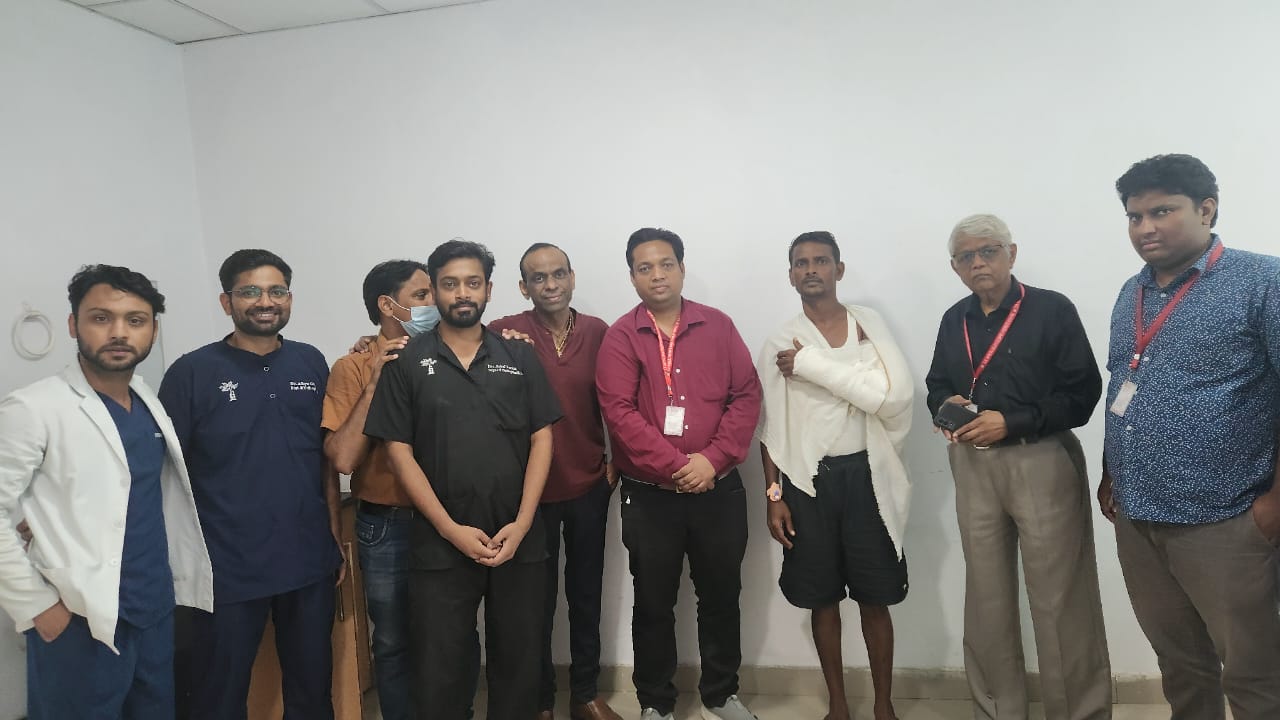 केएम हॉस्पिटल में हड्डी विभाग के डाक्टर बने है हारे मरीजों के लिए मसीहा