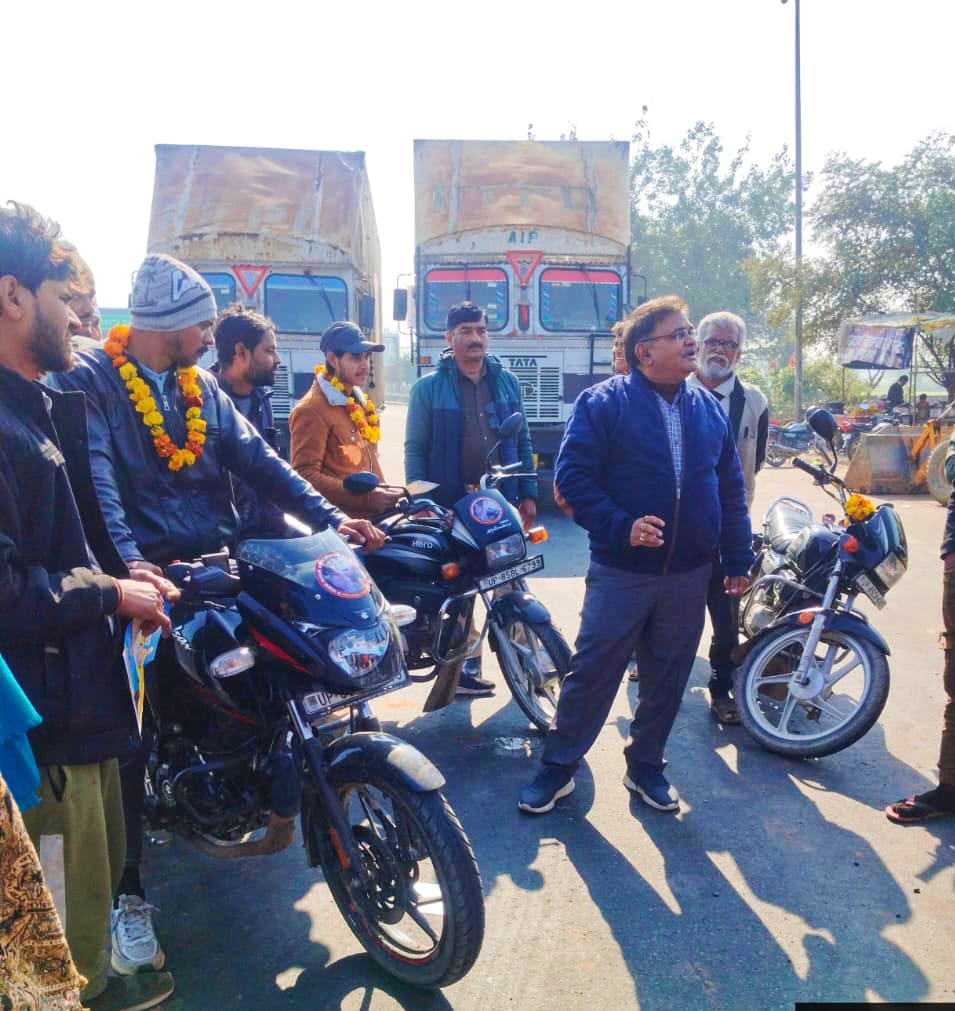 सड़क सुरक्षा माह के अंतर्गत नो हैलमेट, नो फ्यूल के लिये जागरूकता अभियान
