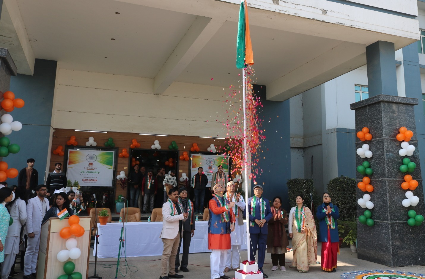 आर.के. ग्रुप के शिक्षण संस्थानों में हर्षोल्लास से मना गणतंत्र दिवस, शान से फहरा तिरंगा