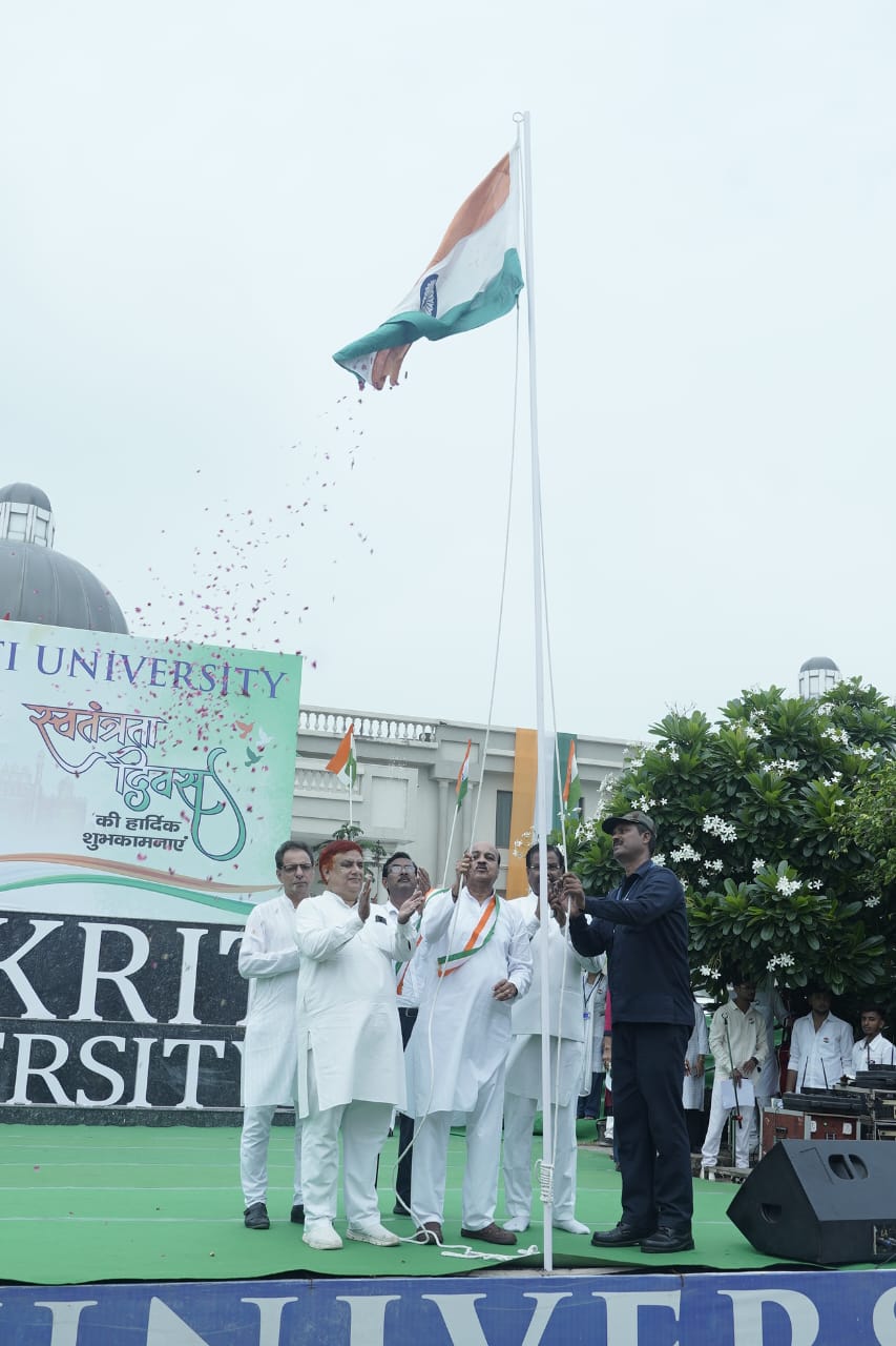 संस्कृति विवि में देशभक्ति एवं उल्लास के साथ मना स्वतंत्रता दिवस