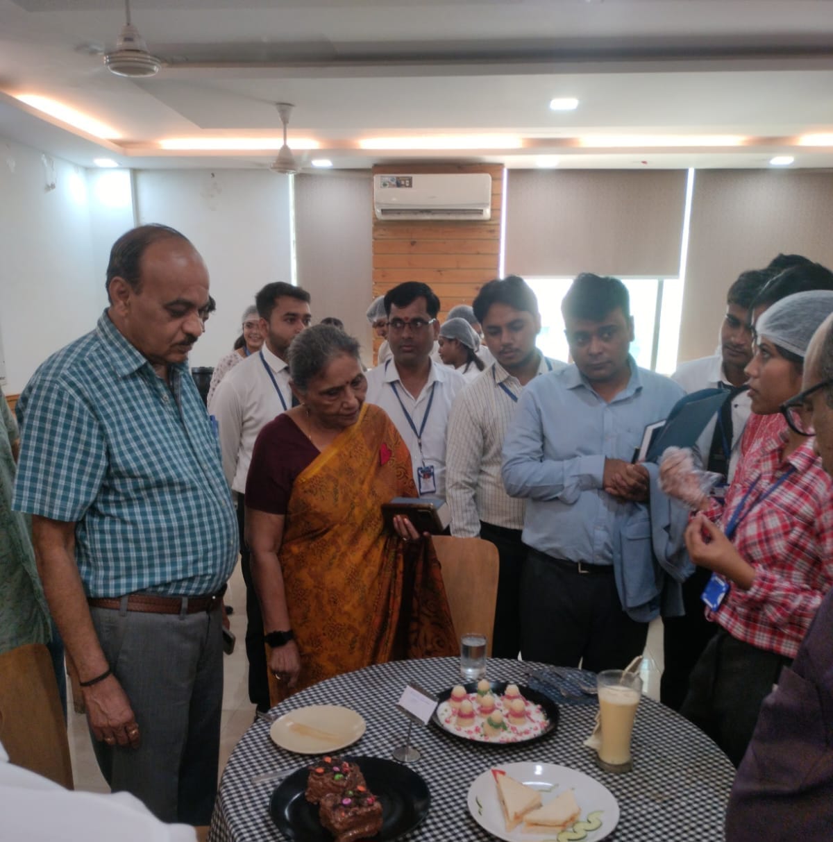 संस्कृति होटल मैनेजमेंट ने आयोजित की अग्निरहित पाक कला प्रतियोगिता