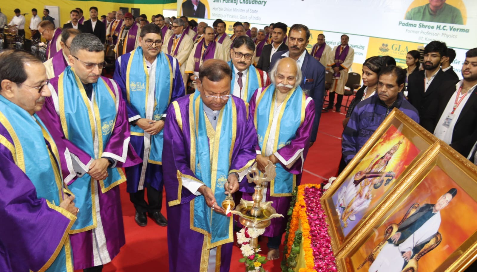 जीएलए विश्वविद्यालय का 14वां दीक्षांत समारोह हर्षोल्लास के साथ संपन्न - दीक्षांत समारोह में 5548 उपाधियां एवं 21 गोल्ड और 21 सिल्वर मेडल प्रदान किए
