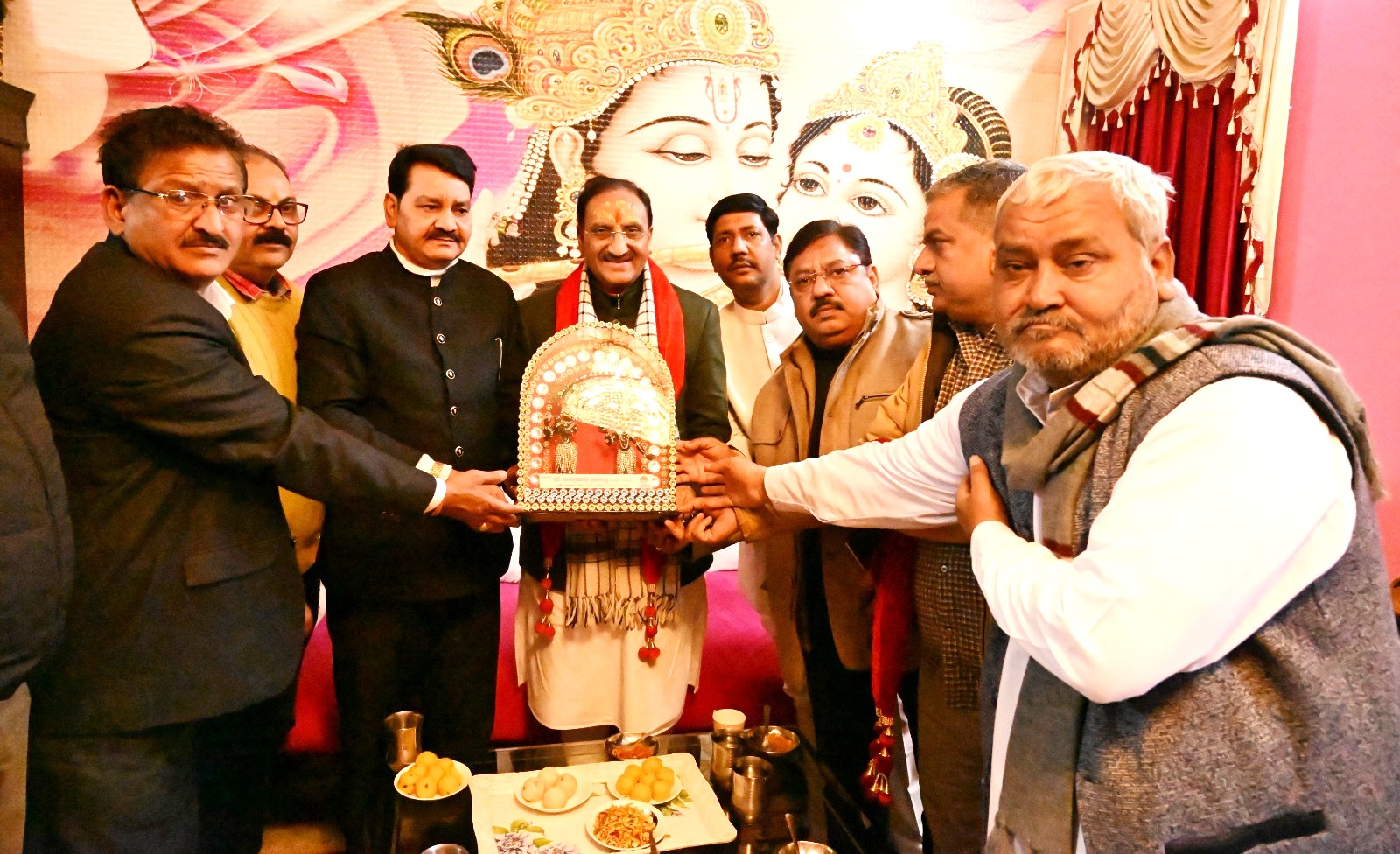 ममता सरकार बदलेगी, मुसलमान भी भाजपा को वोट देंगे-निशंक - योगी आदित्यनाथ आस्था के केंद्र और ठीक काम कर रहे -धर्मस्थलों में सुव्यवस्था हो - मुसलमानों में सभी गुंडे बदमाश नहीं